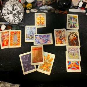 Tarot/Oracle/Lenormand readings